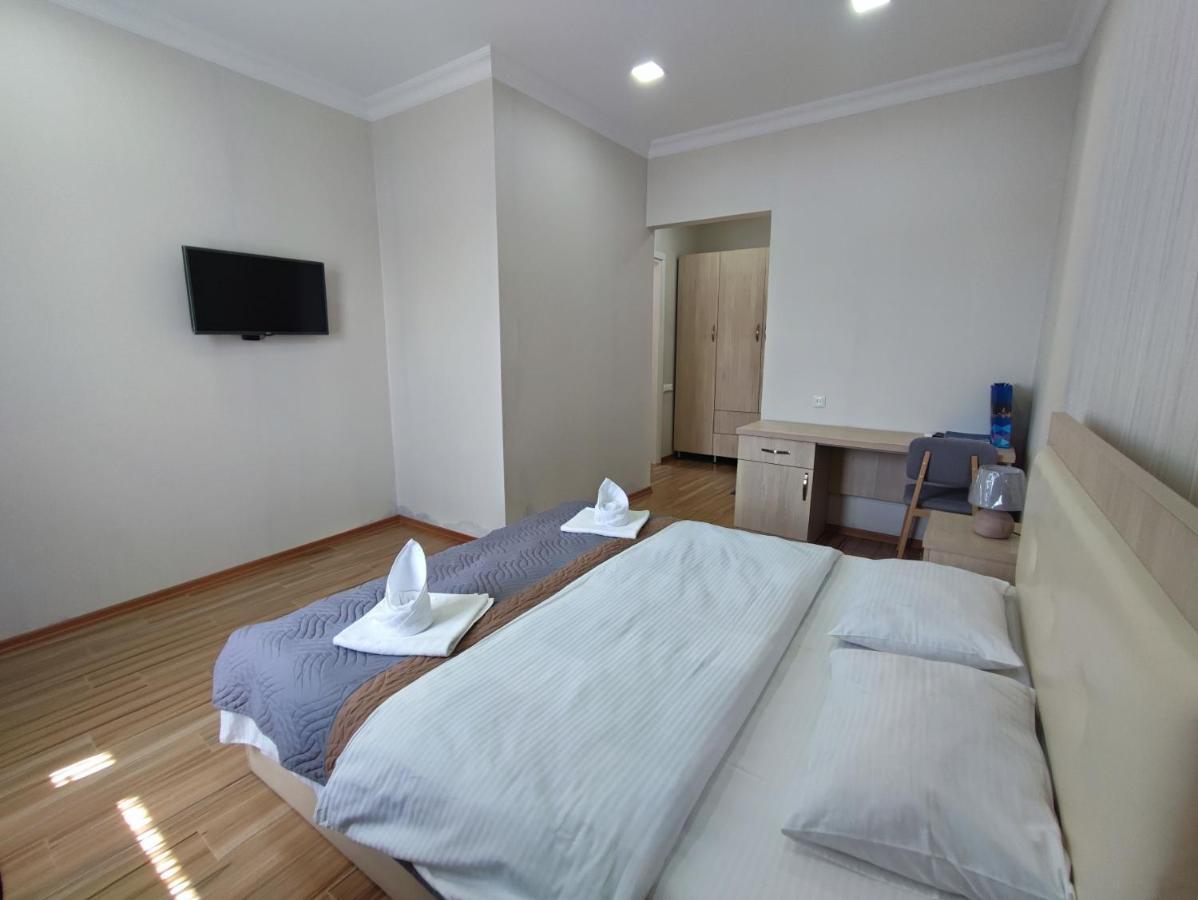 Hotel Botanica Chakvi Esterno foto