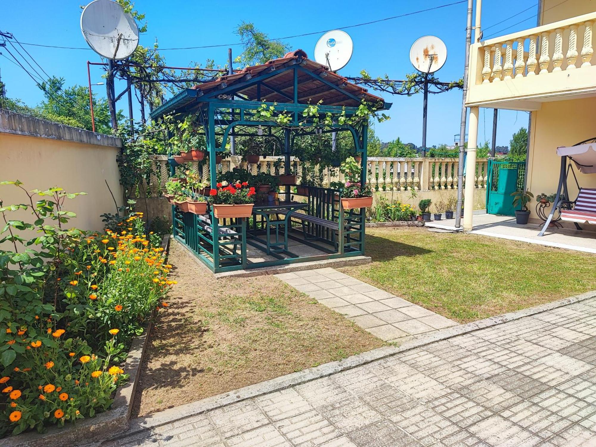 Hotel Botanica Chakvi Esterno foto